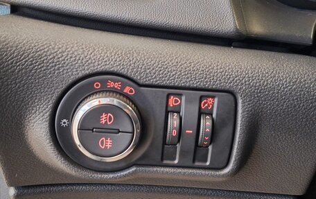 Opel Astra J, 2011 год, 670 000 рублей, 12 фотография