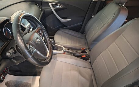 Opel Astra J, 2011 год, 670 000 рублей, 13 фотография