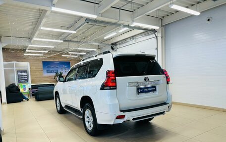Toyota Land Cruiser Prado 150 рестайлинг 2, 2021 год, 6 399 900 рублей, 4 фотография