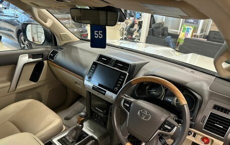 Toyota Land Cruiser Prado 150 рестайлинг 2, 2021 год, 6 399 900 рублей, 11 фотография