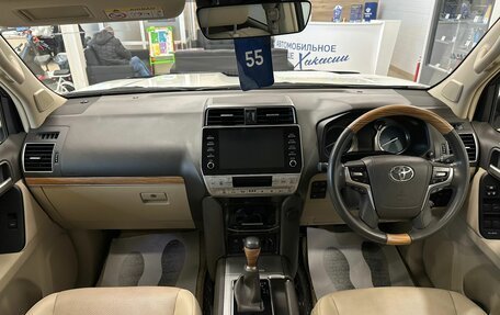 Toyota Land Cruiser Prado 150 рестайлинг 2, 2021 год, 6 399 900 рублей, 16 фотография