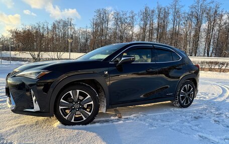 Lexus UX I, 2020 год, 3 190 000 рублей, 13 фотография