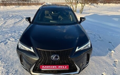 Lexus UX I, 2020 год, 3 190 000 рублей, 2 фотография