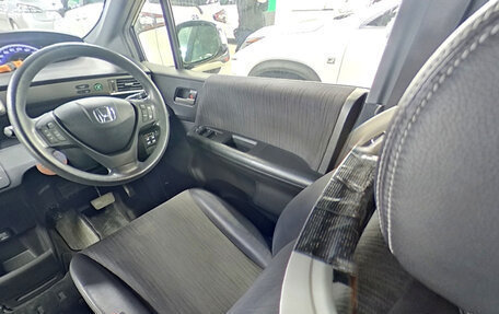 Honda Freed I, 2015 год, 775 000 рублей, 10 фотография