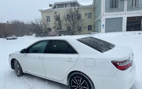 Toyota Camry, 2016 год, 1 900 000 рублей, 3 фотография