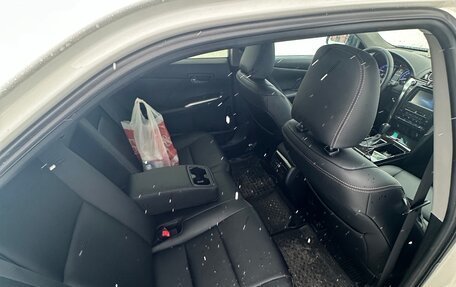 Toyota Camry, 2016 год, 1 900 000 рублей, 5 фотография