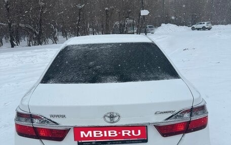 Toyota Camry, 2016 год, 1 900 000 рублей, 8 фотография