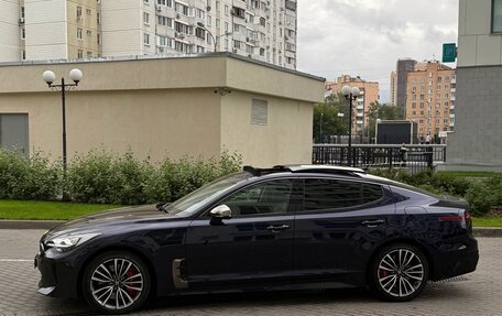 KIA Stinger I, 2018 год, 3 000 000 рублей, 2 фотография