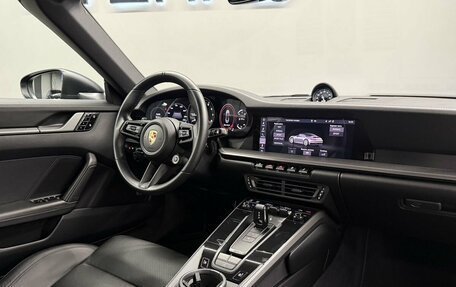 Porsche 911, 2021 год, 16 250 000 рублей, 31 фотография