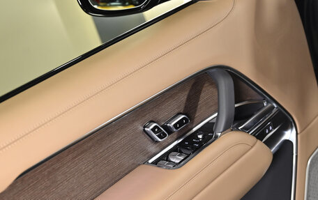 Land Rover Range Rover IV рестайлинг, 2025 год, 25 900 000 рублей, 15 фотография