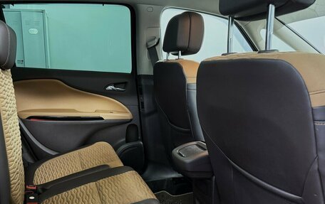 Opel Zafira C рестайлинг, 2013 год, 1 130 000 рублей, 13 фотография