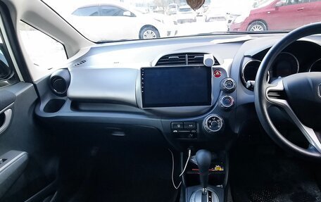 Honda Fit III, 2012 год, 820 000 рублей, 8 фотография