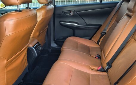 Toyota Camry, 2017 год, 1 890 000 рублей, 10 фотография