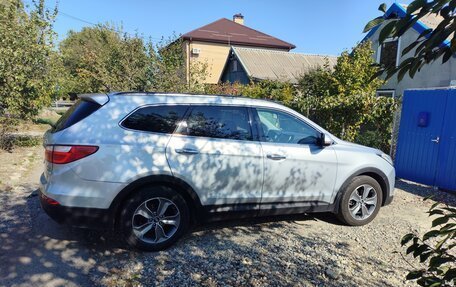 Hyundai Santa Fe III рестайлинг, 2015 год, 1 200 000 рублей, 2 фотография