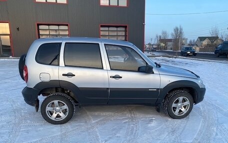 Chevrolet Niva I рестайлинг, 2013 год, 490 000 рублей, 3 фотография