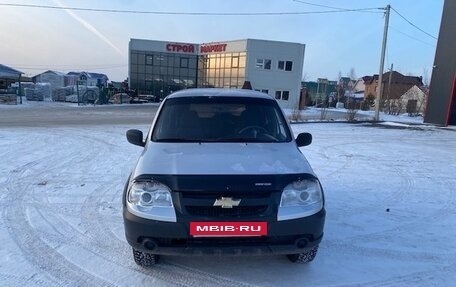 Chevrolet Niva I рестайлинг, 2013 год, 490 000 рублей, 4 фотография