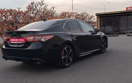 Toyota Camry, 2018 год, 2 600 000 рублей, 5 фотография