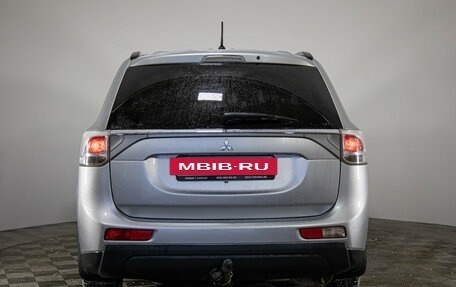 Mitsubishi Outlander III рестайлинг 3, 2013 год, 999 000 рублей, 6 фотография
