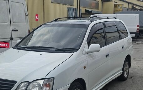 Toyota Gaia, 1998 год, 610 000 рублей, 1 фотография