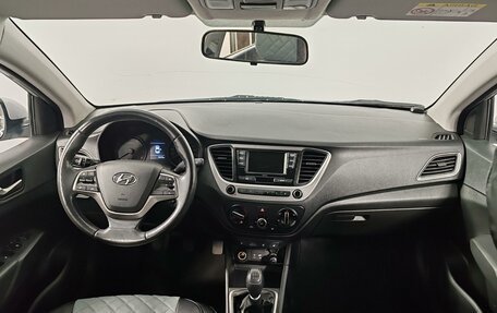 Hyundai Solaris II рестайлинг, 2018 год, 1 099 000 рублей, 14 фотография