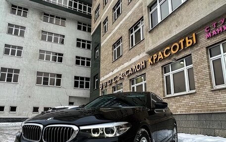 BMW 5 серия, 2019 год, 2 950 000 рублей, 2 фотография