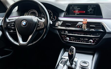 BMW 5 серия, 2019 год, 2 950 000 рублей, 10 фотография