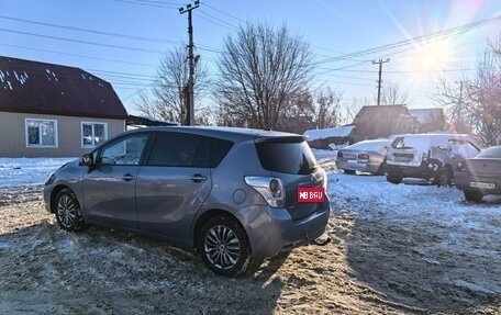 Toyota Verso I, 2011 год, 1 100 000 рублей, 1 фотография