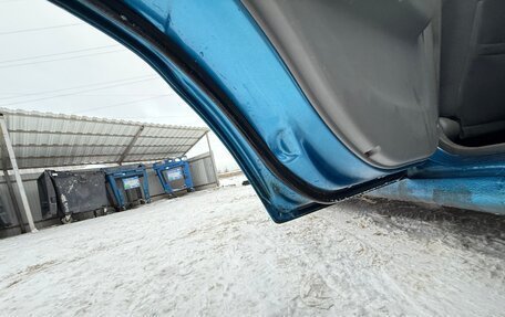 KIA Rio II, 2003 год, 180 000 рублей, 26 фотография