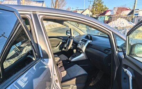 Toyota Verso I, 2011 год, 1 100 000 рублей, 6 фотография