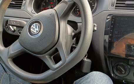 Volkswagen Jetta VI, 2015 год, 850 000 рублей, 3 фотография