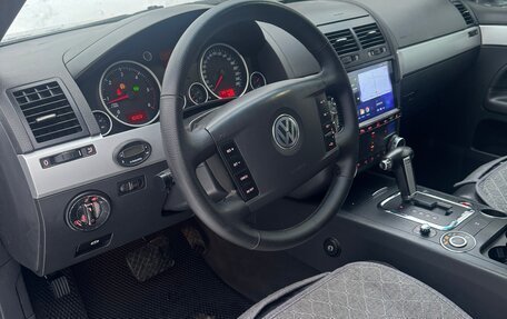Volkswagen Touareg III, 2004 год, 850 000 рублей, 13 фотография