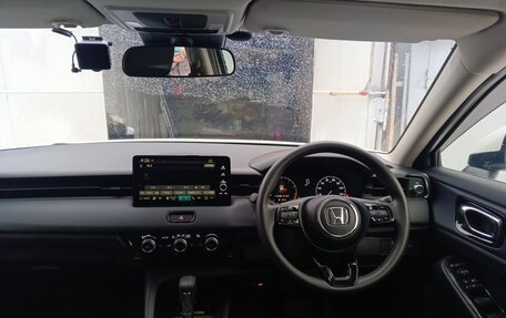 Honda Vezel, 2021 год, 2 370 000 рублей, 9 фотография