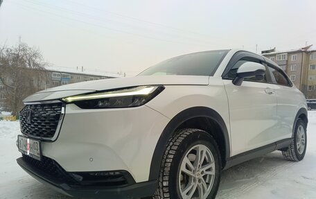 Honda Vezel, 2021 год, 2 370 000 рублей, 2 фотография