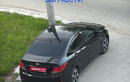 Hyundai Solaris II рестайлинг, 2016 год, 500 000 рублей, 1 фотография