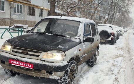 Chevrolet Niva I рестайлинг, 2003 год, 185 000 рублей, 3 фотография