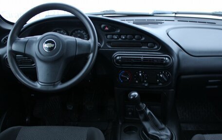 Chevrolet Niva I рестайлинг, 2017 год, 739 000 рублей, 7 фотография