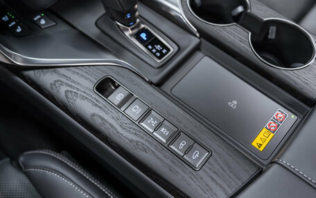 Lexus LX, 2025 год, 21 500 000 рублей, 14 фотография