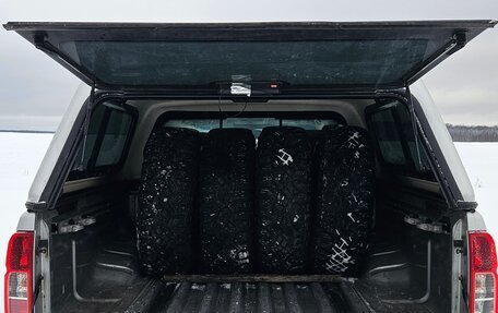 Nissan Navara (Frontier), 2011 год, 1 520 000 рублей, 5 фотография