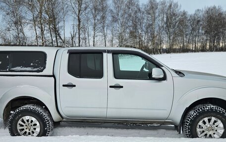 Nissan Navara (Frontier), 2011 год, 1 520 000 рублей, 2 фотография