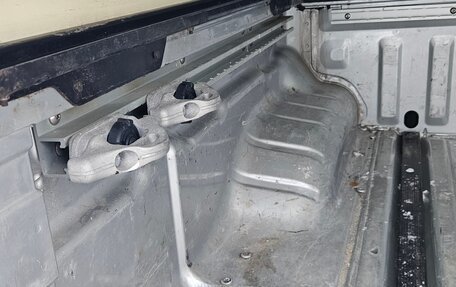 Nissan Navara (Frontier), 2011 год, 1 520 000 рублей, 7 фотография