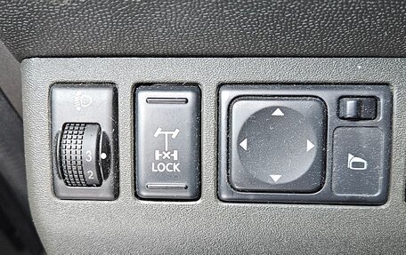 Nissan Navara (Frontier), 2011 год, 1 520 000 рублей, 14 фотография