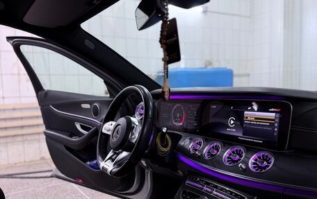 Mercedes-Benz E-Класс, 2019 год, 2 800 000 рублей, 8 фотография