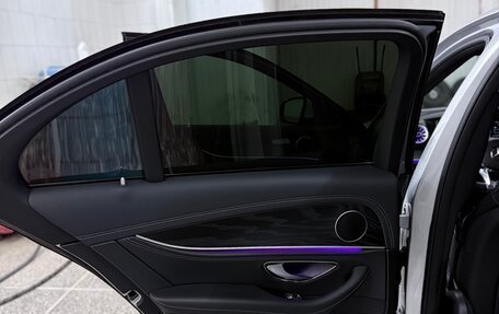 Mercedes-Benz E-Класс, 2019 год, 2 800 000 рублей, 15 фотография