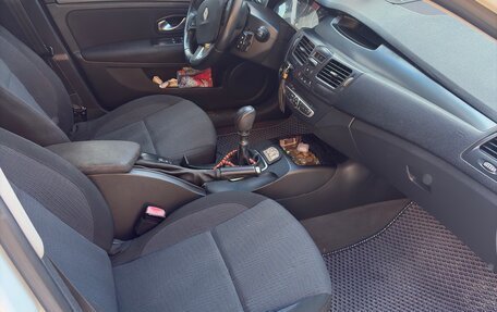 Renault Laguna III рестайлинг, 2009 год, 615 000 рублей, 14 фотография