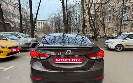 Hyundai Elantra V, 2015 год, 1 000 000 рублей, 6 фотография