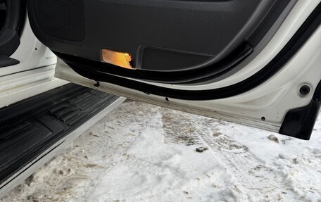 Toyota Land Cruiser Prado 150 рестайлинг 2, 2012 год, 2 282 000 рублей, 8 фотография