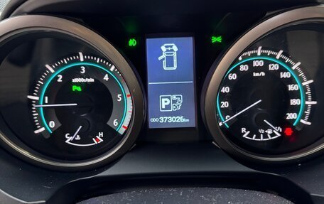 Toyota Land Cruiser Prado 150 рестайлинг 2, 2012 год, 2 282 000 рублей, 14 фотография