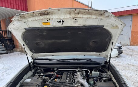 Toyota Land Cruiser Prado 150 рестайлинг 2, 2012 год, 2 282 000 рублей, 20 фотография