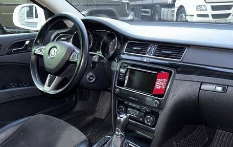 Skoda Superb III рестайлинг, 2014 год, 1 019 000 рублей, 5 фотография