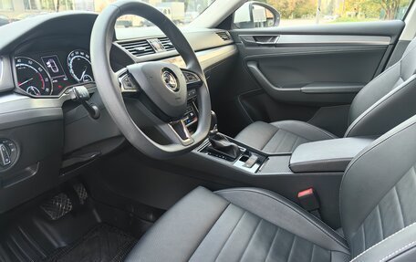 Skoda Superb III рестайлинг, 2020 год, 2 450 000 рублей, 13 фотография